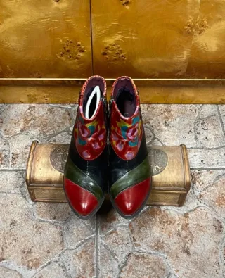 Botines de Piel Multicolor Tacon