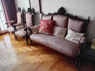 Sillónes.Sillas y tresillo.Antiguos caoba tapizado