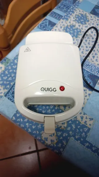 Sandwichera QUIGG para 1 sándwich