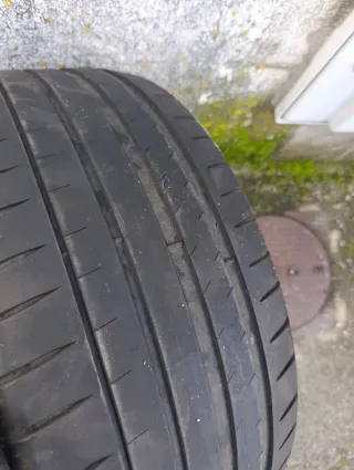 Neumáticos Michelin 215/40 ZR17