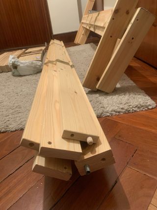 Base de cama de pino