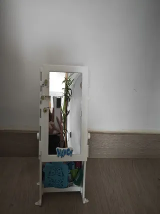 Nancy Mil y un Peinado