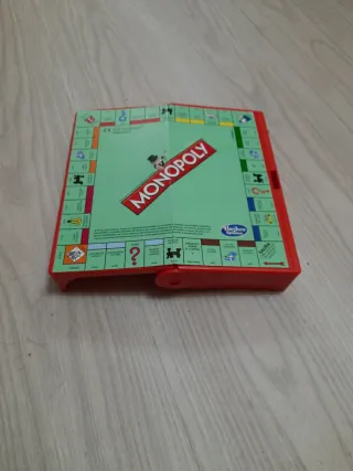 Monopoly Juego de Viaje Portátil