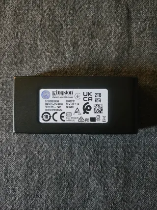 SSD Externo Kingston XS1000 2TB USB 3.2