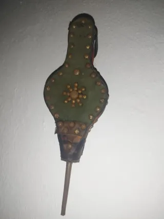 Fuelle para chimenea de cuero y madera