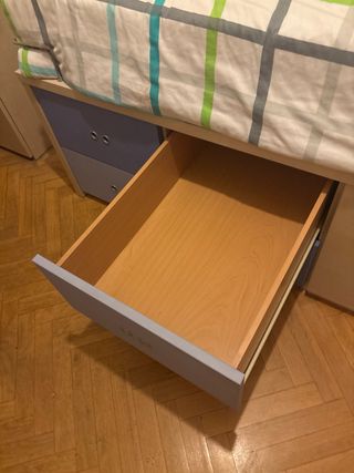 Cama con cajones y almacenaje