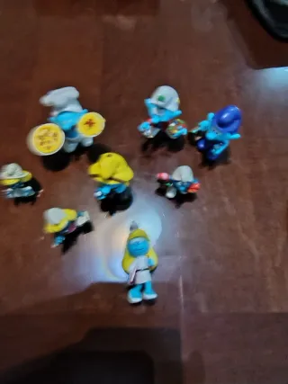 8 Puffi vari mestieri