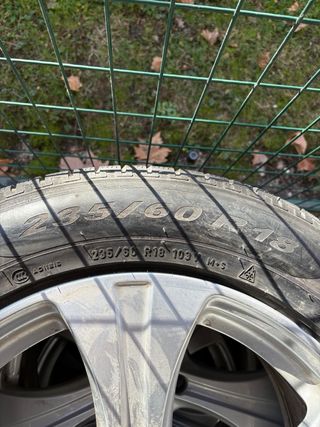 4 Ruedas Pirelli neumáticos