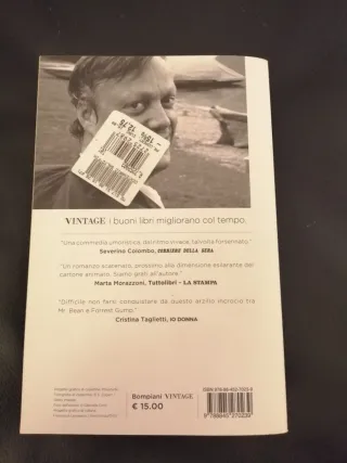 Il centenario che saltò dalla finestra e scomparve