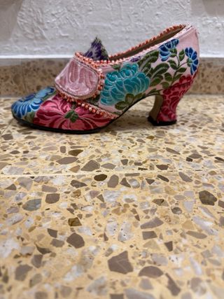 Vestido de fallera siglo XVIII