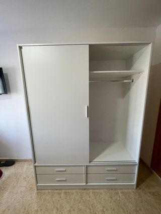 Armario puertas correderas blanco