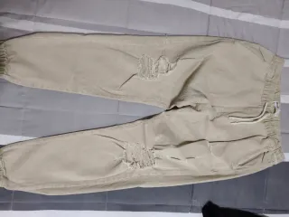 Vaqueros beige hombre