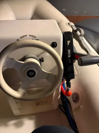 Barco Zodiac 310 Suzuki 20cv4T powertrim remolque