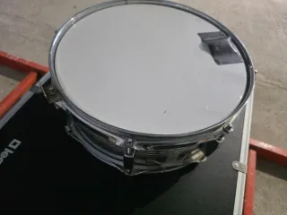 Caja de batería acústica cromada