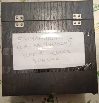 Super 8 Emmanuelle 2 La Antivírgen Largometraje