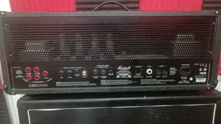 Amplificador Marshall JVM410H G212 Celestion V30