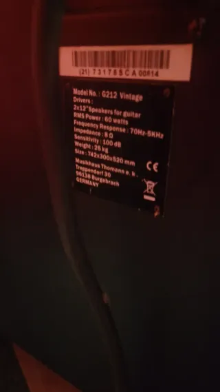 Amplificador Marshall JVM410H G212 Celestion V30