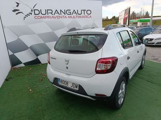 Dacia Sandero 2015