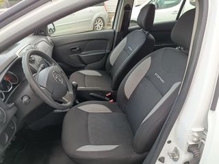 Dacia Sandero 2015
