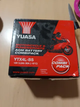 Batería Yuasa YTX4L-BS Moto/Scooter