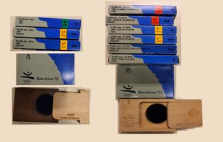 Cajas de madera para monedas (sin monedas)