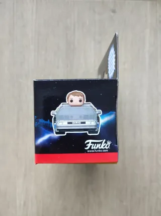 Funko Bitty Pop! Marty McFly y DeLorean.