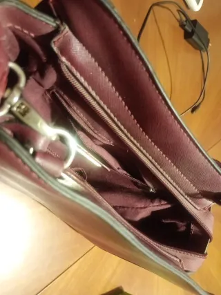 Borsetta Conbipel quadrata bordeaux