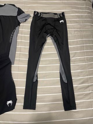 Conjunto deportivo Venum