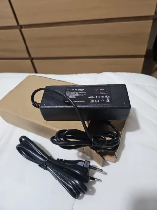 Cargador Patinete Eléctrico Cecotec M40