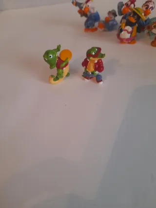 Lote de 29 Figuras Kinder Ferrero Años 90