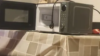 Microondas SilverCrest gris