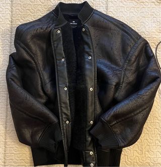 Chaqueta Bomber Efecto Piel Borreguillo Pull&Bear