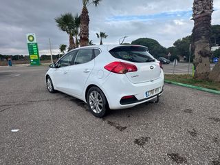 KIA Cee’d CRDI Drive 2014
