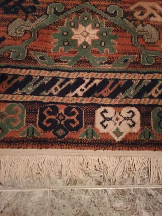 Grande tappeto classico con design orientale