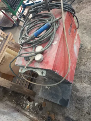 Soldador MIG 205 profesional