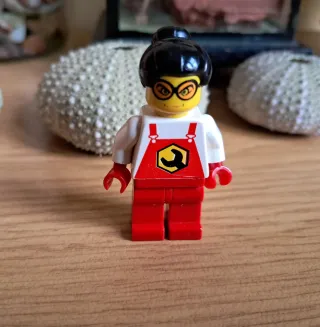 Ocho Minifiguras variadas de Lego