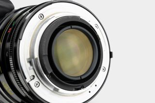 Vivitar 70-210mm 1:2.8-4 Macro Zoom Lens