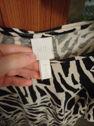 T-shirt fantasia bianco e nero