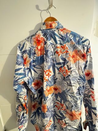 Camisa Zara Estampada Flores Hawaianas