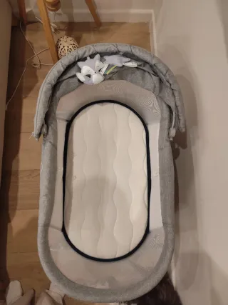 Minicuna bebé gris KINDERKRAF + Colchón Extra.