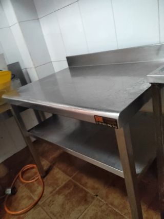 Mesa Acero Inoxidable con Balda