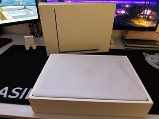 MacBook Air M2 2022 Plata · 8GB · 256GB