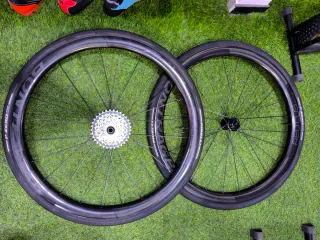 Juego Ruedas Bontrager Aeolus RSL 37 TLR Disc