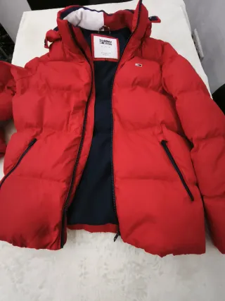 Plumas Tommy Hilfiger Roja