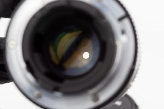 Obiettivo Nikon Zoom-Nikkor 35-200mm f/3.5-4.5