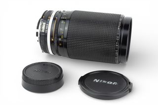 Obiettivo Nikon Zoom-Nikkor 35-200mm f/3.5-4.5