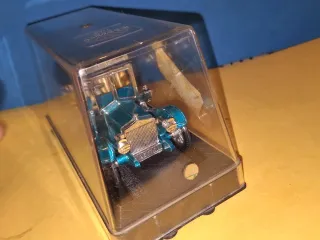 Nacoral Metal 1:24  Maxwell Roadster 1911 en Caja