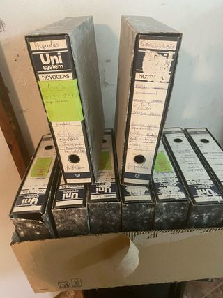 Archivadores de cartón Uni System