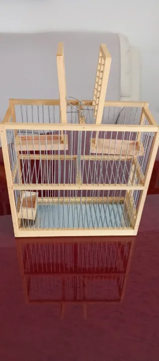 Jaula para pájaros.