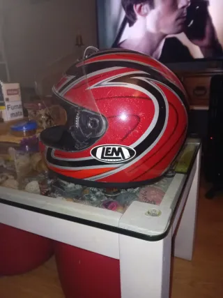 Casco de moto LEM